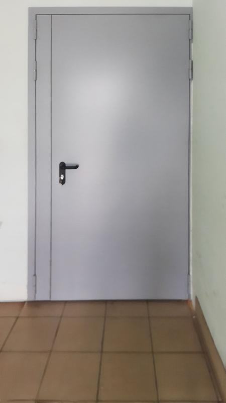 Нестандартная огнеупорная дверь Нестандартная огнеупорная дверь