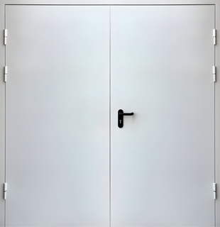 Двустворчатая огнеупорная дверь EI-60 с белым порошковым окрашиванием Двустворчатая огнеупорная дверь EI-60 с белым порошковым окрашиванием